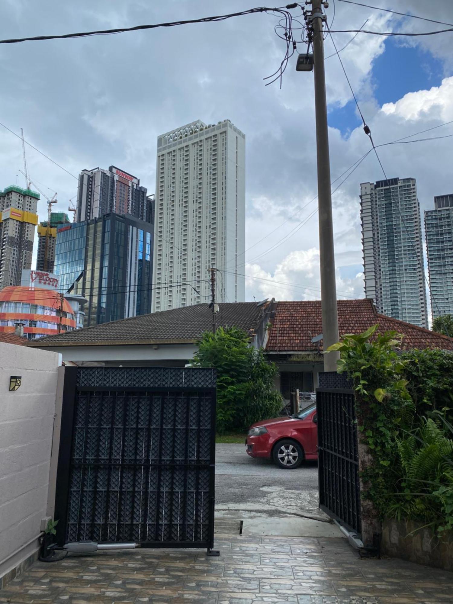 Miharja Studio Private Room With Auto Gate Parking Kuala Lumpur Luaran gambar